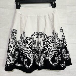 White House Black Market Skirt Size 2